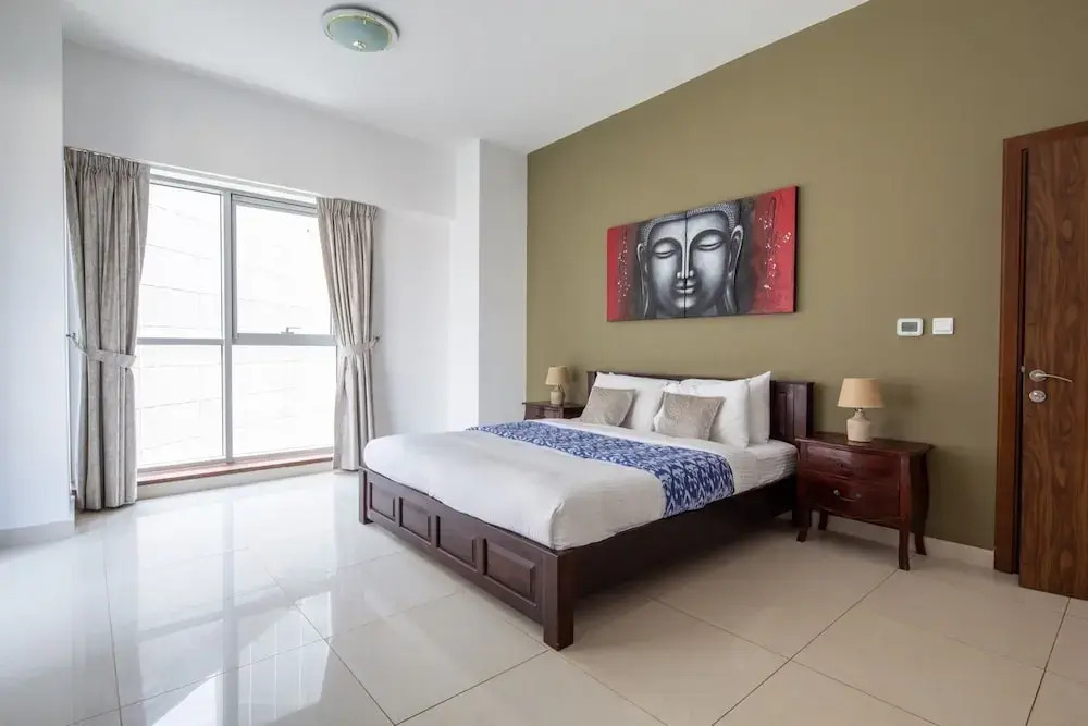 Stylish 2BR Apartment In Business Bay