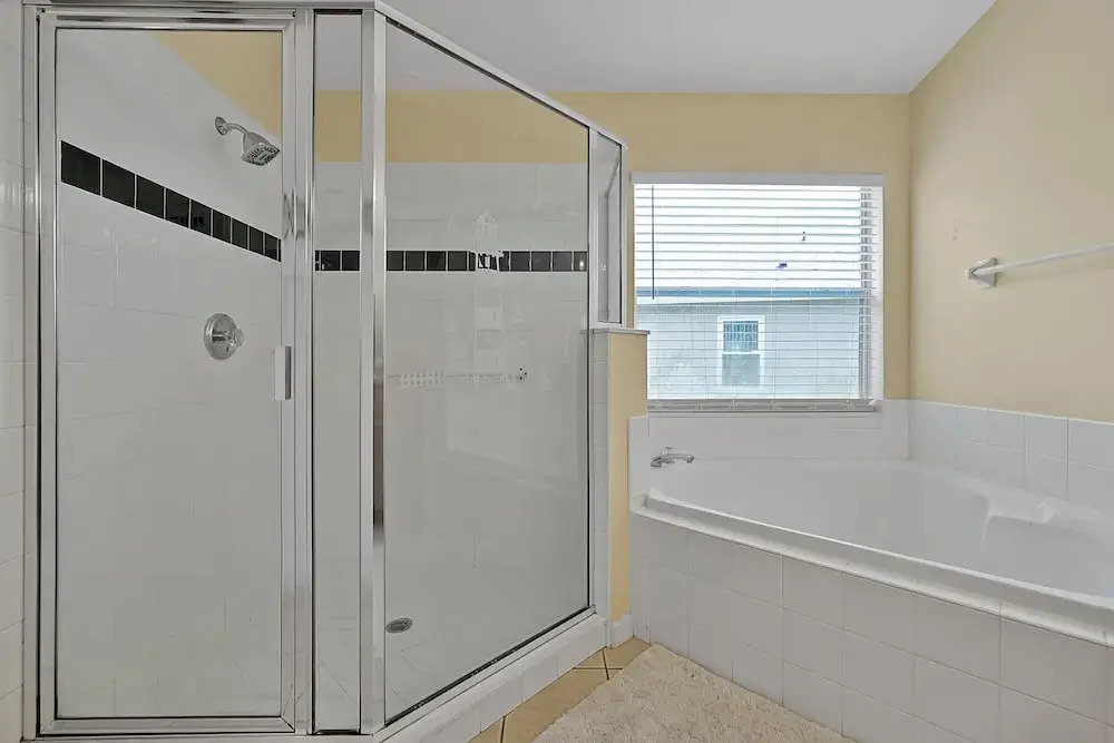 234 Kildrummy DR. Davenport, 4bed