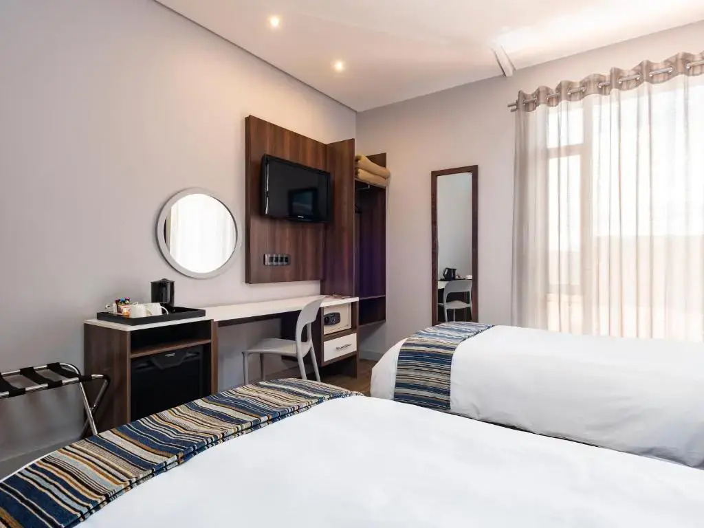 Kathu Hotel