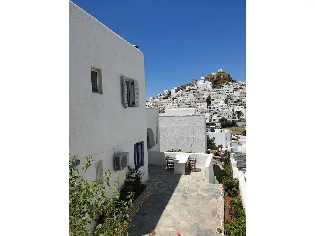 Aphrodite Hotel & Apartments