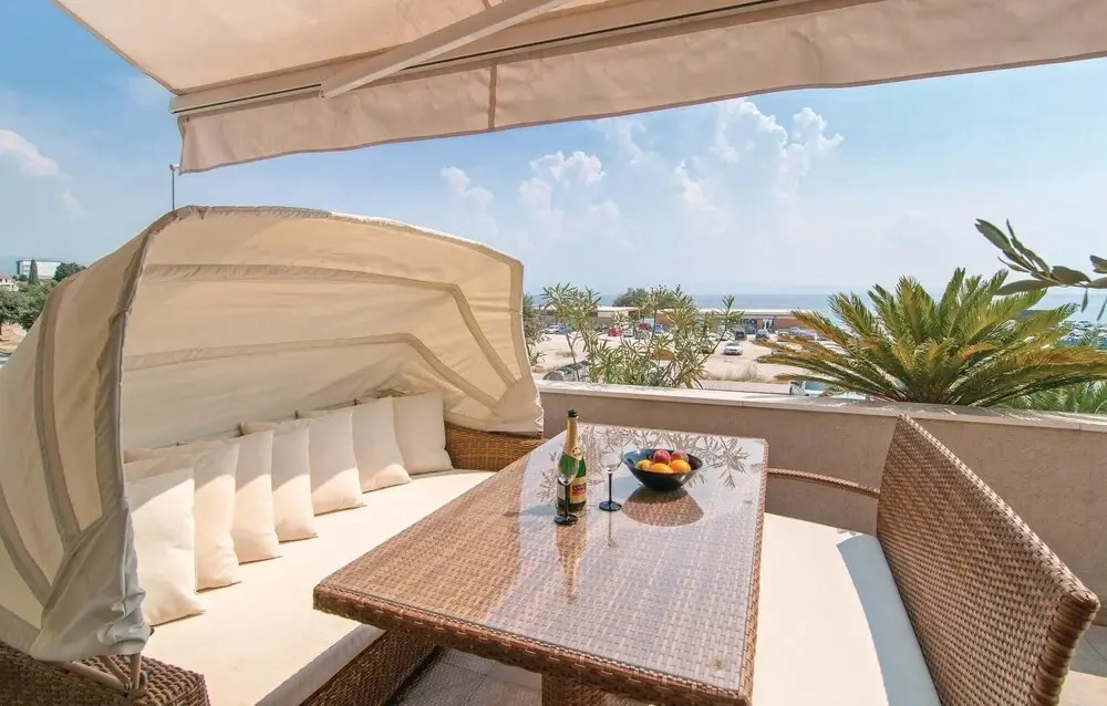 Nice Home in Split With Wifi and 3 Bedrooms