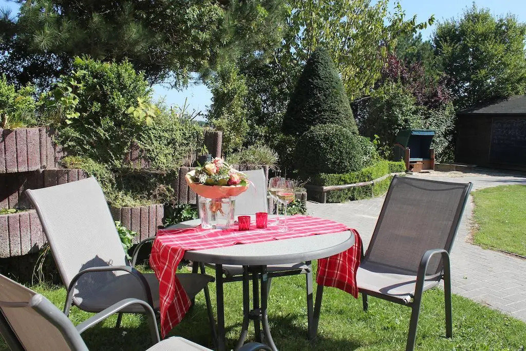 Traberhof - Landurlaub in seiner schönsten Form - freies Reiten inbegriffen - Hunde willkommen - Sauna im Haus - Kanuverleih - tolle Radwege - Deich in Sichtweite