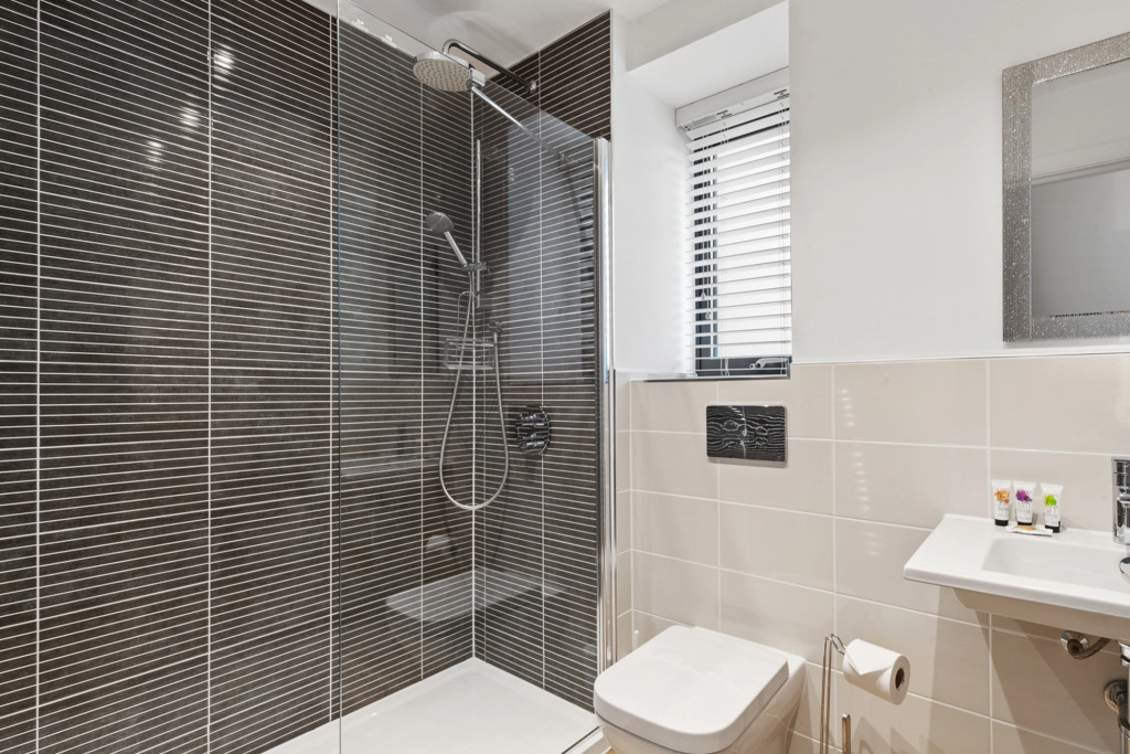 Apartment 8 Waterstone House - Luxury Apartment Sea Views Pet Friendly