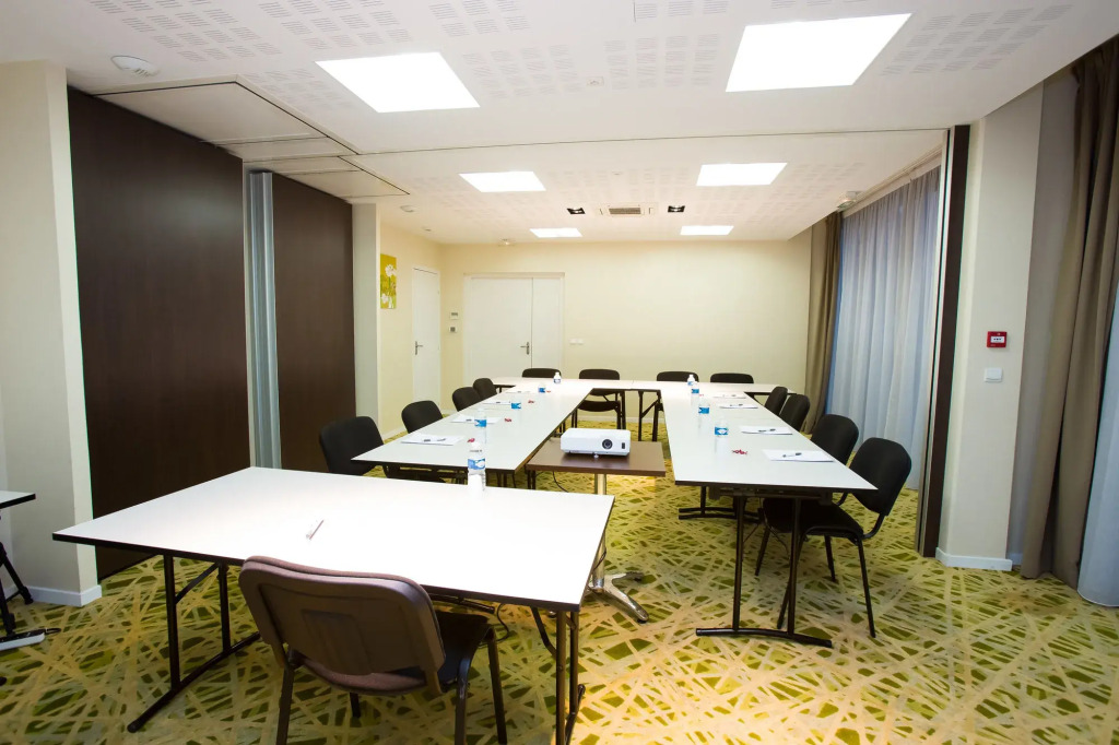 All Suites Appart Hôtel - Pau - Zénith