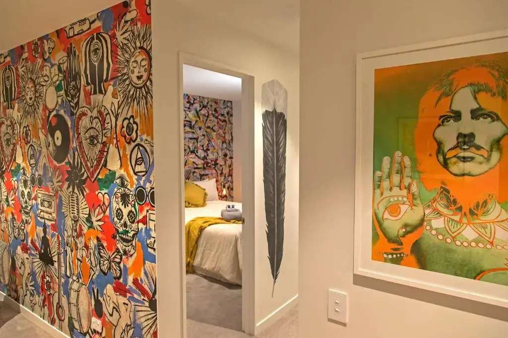 Funk in the City - Luxury Laneway Apartment