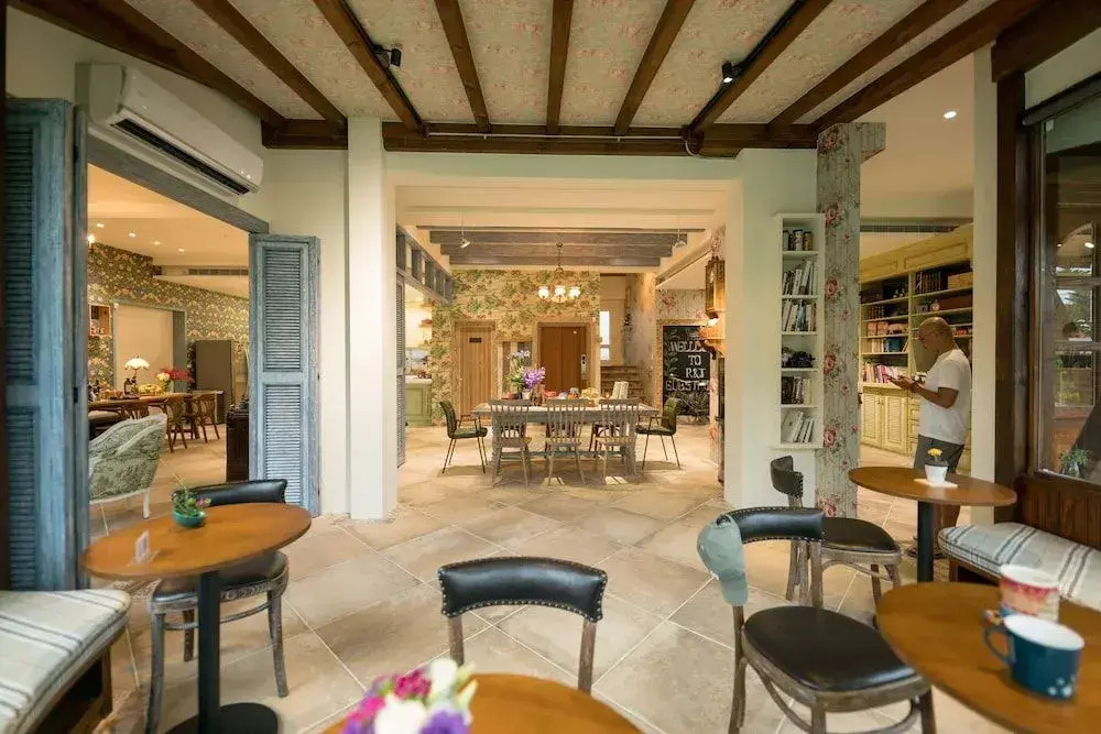 R&J GuestHouse