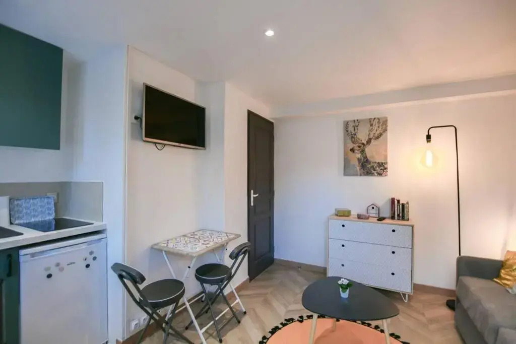 Instant Fleury, studio cosy avec jardin secret