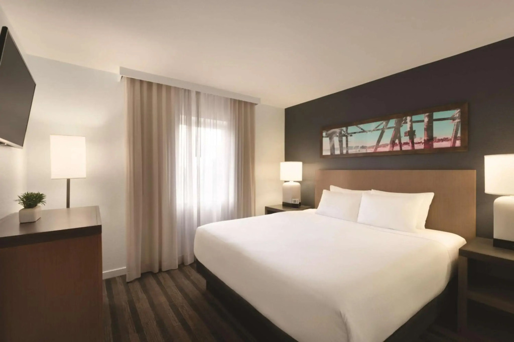 Hyatt House Miami Airport