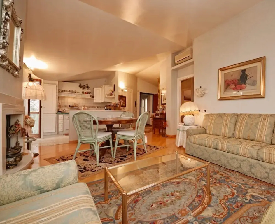 Villa Colombo App 01