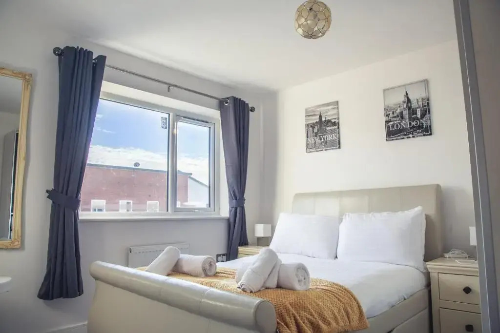 Rest&Recharge at Rylance House by the Etihad Stadium (3 Bedroom, 2.5 Bathroom, Free Parking)