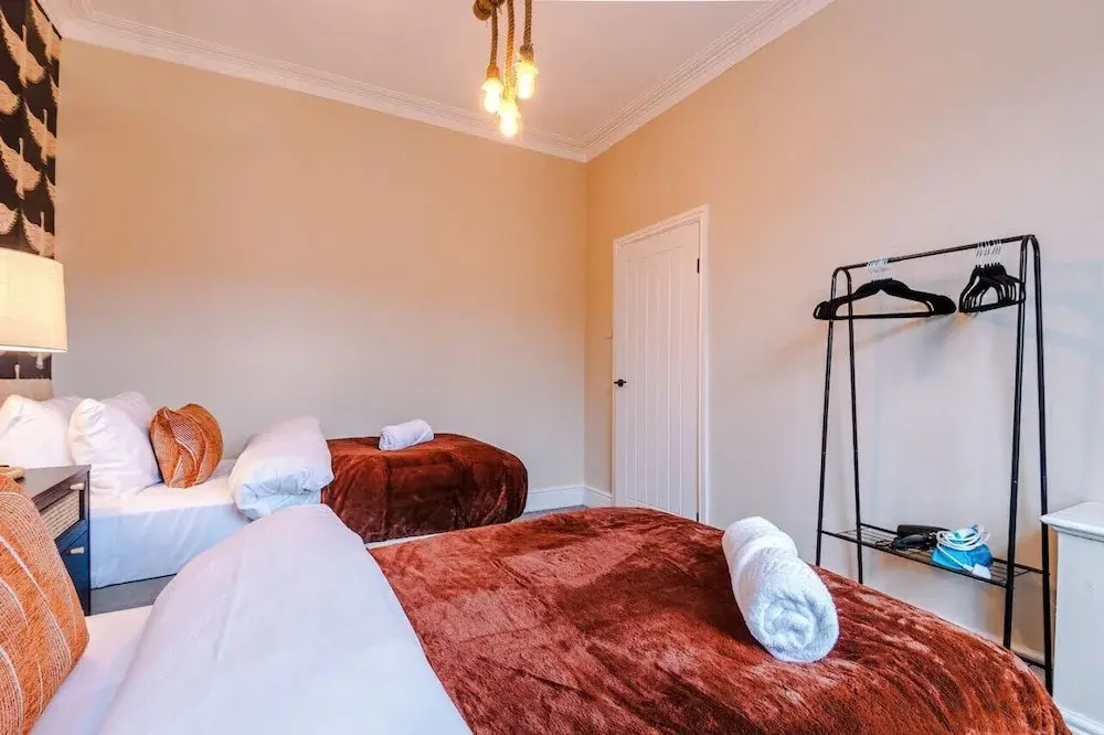 Salford Sanctuary 5 Bed House