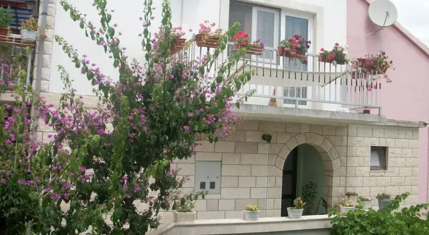 Apartments Sofka
