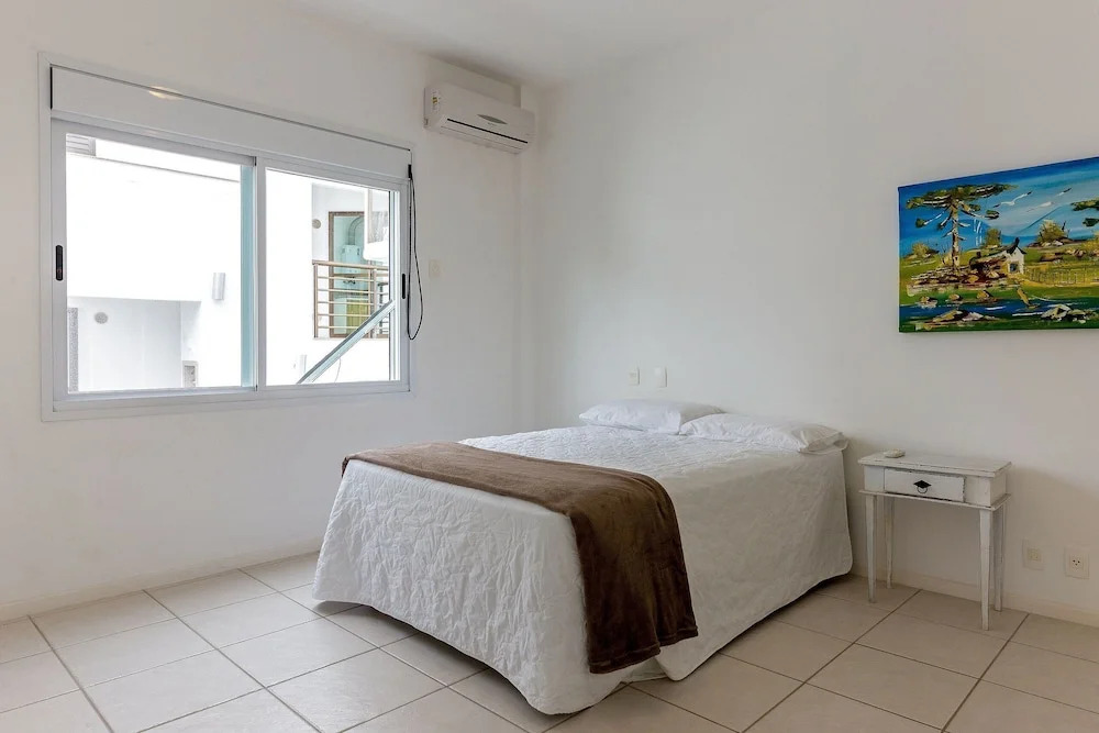 Apt With Pool 250m From Jurere Beach Aya201