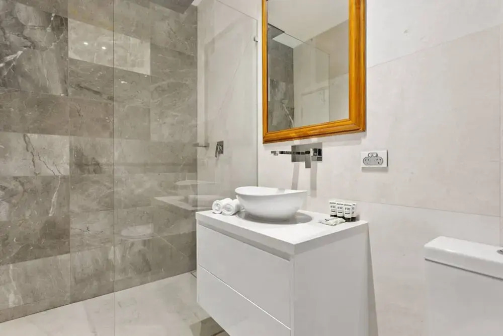 Traditional 2-bed Terrace House in Millers Point
