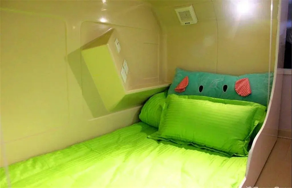 Jianjia Capsule Hotel Weihai