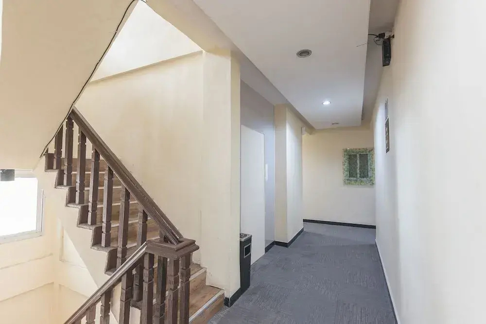 OYO 773 Hotel Rujia