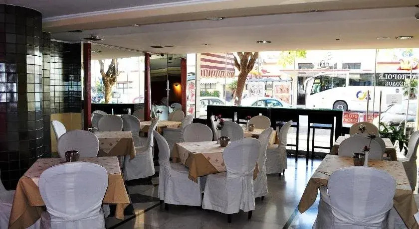 Hotel Acropole