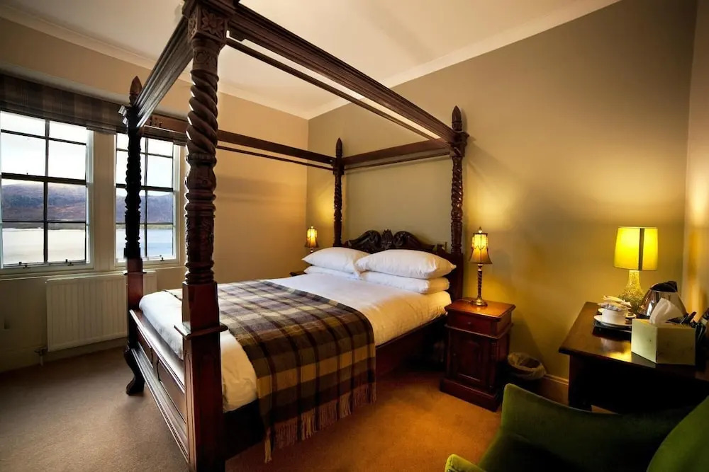 Loch Maree Hotel