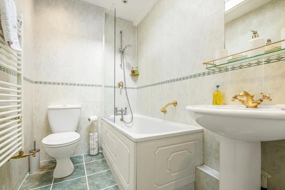 Kensington Olympia Relaxing 2 Bedrm Apt