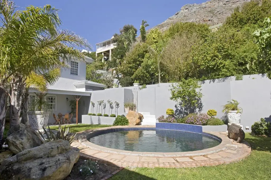 Capeblue Manor House