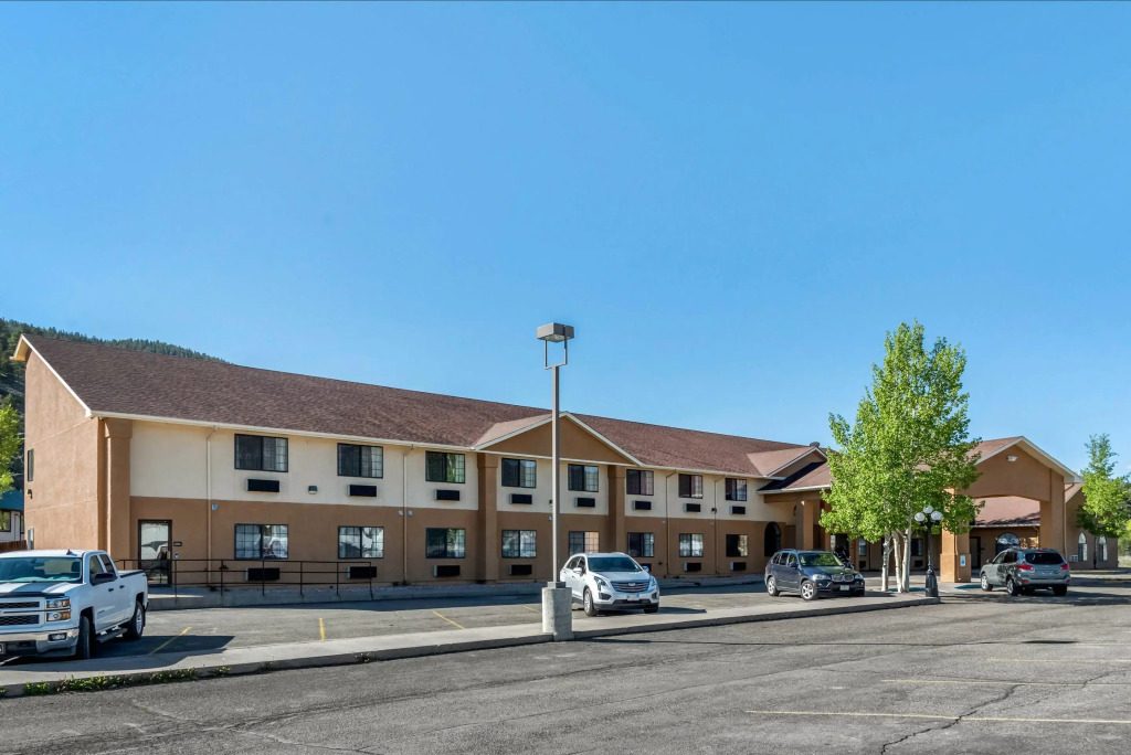 Quality Inn & Suites South Fork - Wolf Creek