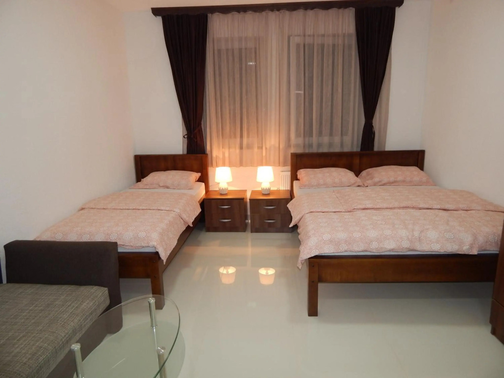 Apartments S&S
