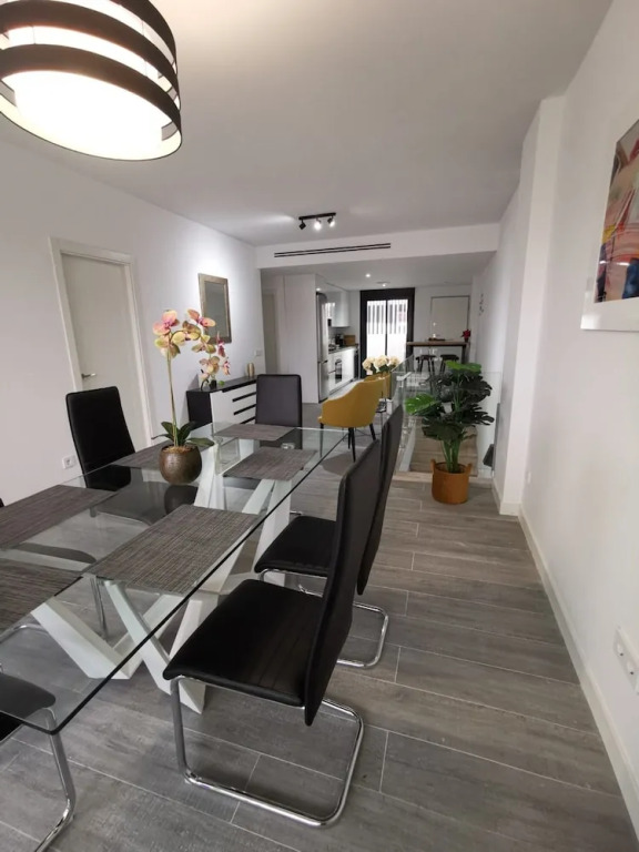 La Petite For t Seaview Flat in Marbella
