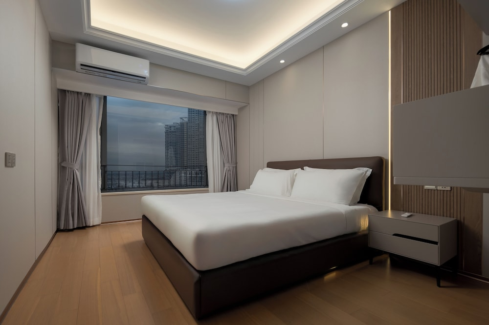 STAR Hotel