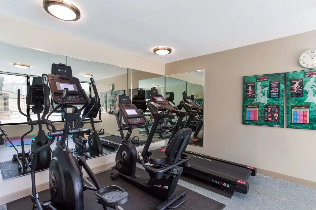 SureStay Plus Hotel by Best Western Greenwood