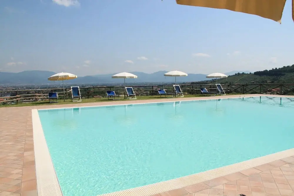 Tuscan heaven Vinci and Pistoia