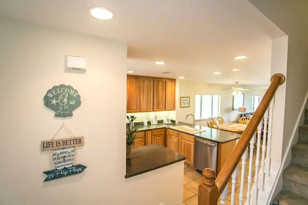 SEA Haven 512 [3/2.5] Free Activities! & Oceanfront Wifi Pool