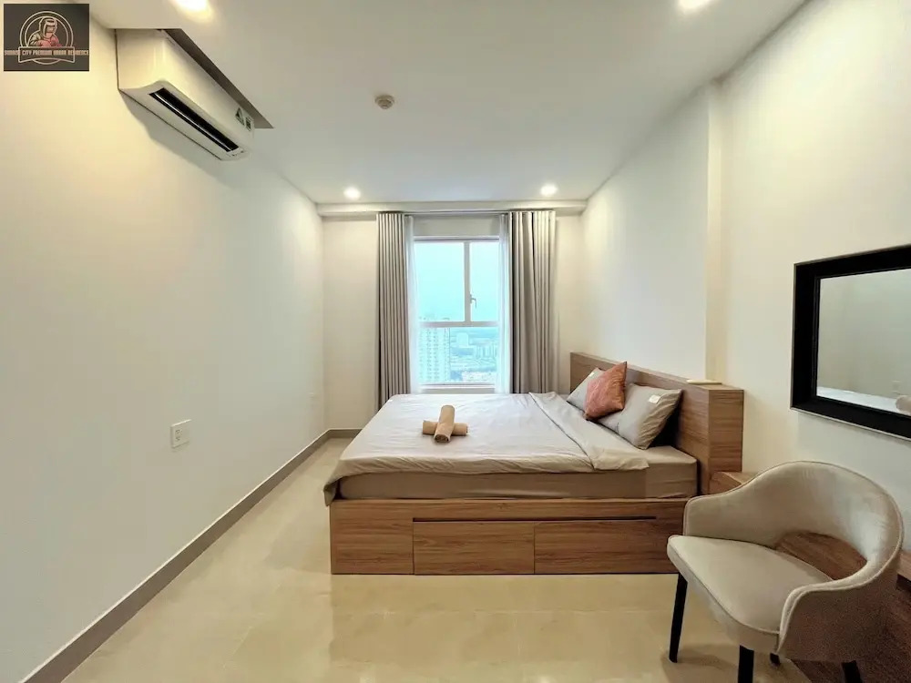 Sunrise City Premium Urban Residence
