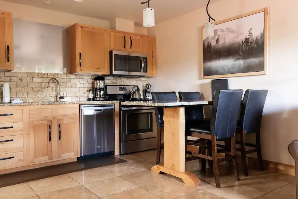 Wall Street Suites