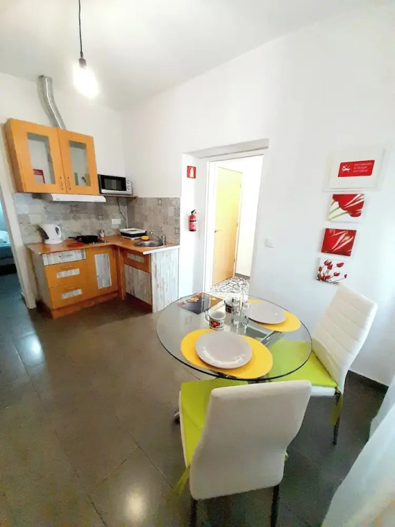 Tropicana Holiday Apartments