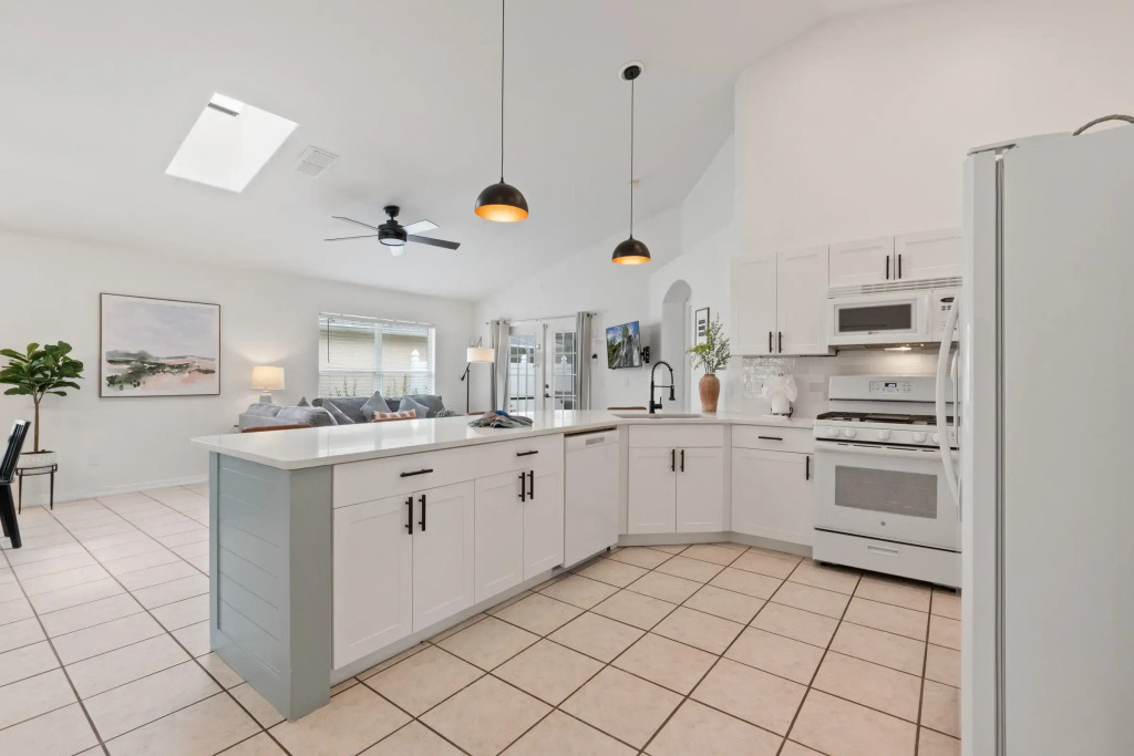 Indian Ridge - Pool Home With Spa, Newly Renovated