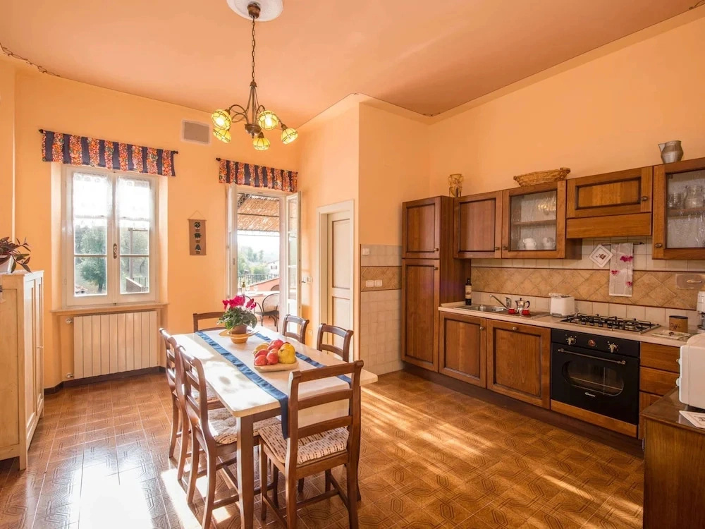 Villa in Citta Della Pieve Near Lake