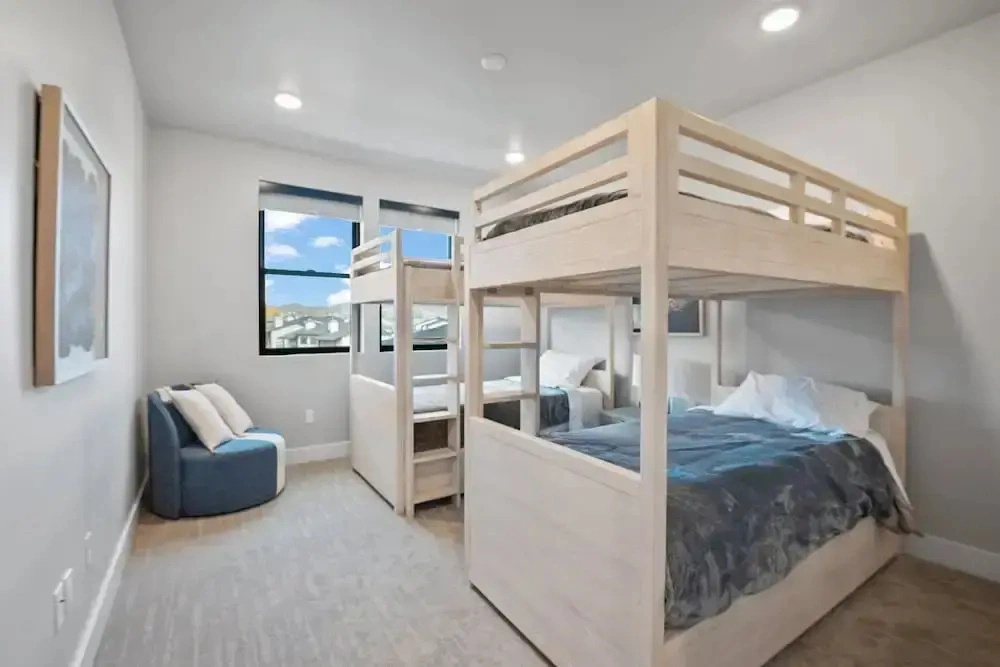 Mountain View Magic - Mayflower Lakeside