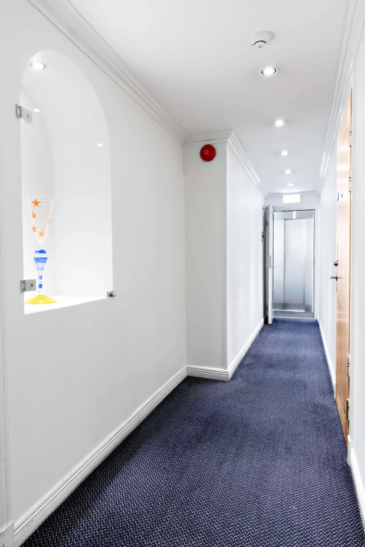 Center Hotel - Sure Hotel by Best Western