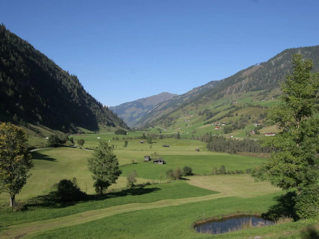 Tranquil Apartment in Rauris near Rauriser Hochalmbahnen