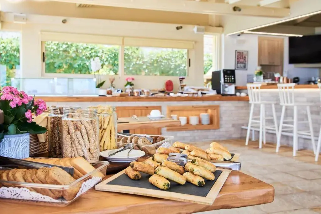 Pela Mare Hotel