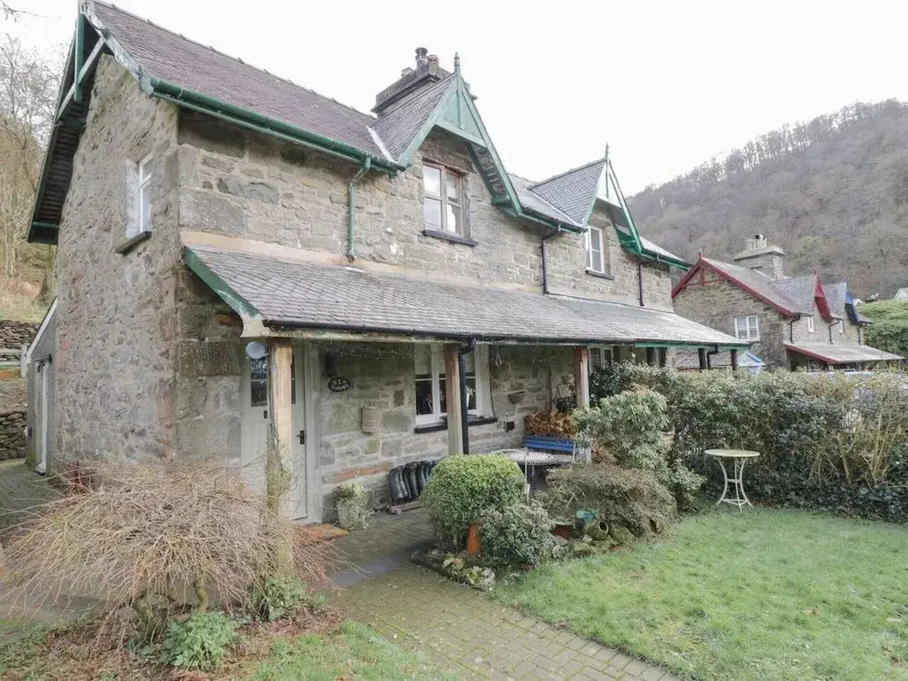 Lovely 2-bed Cottage in Blaenau Ffestiniog