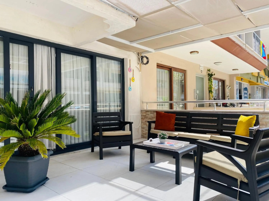 Ezgi's Suite With Terrace in The Heart of Marmaris