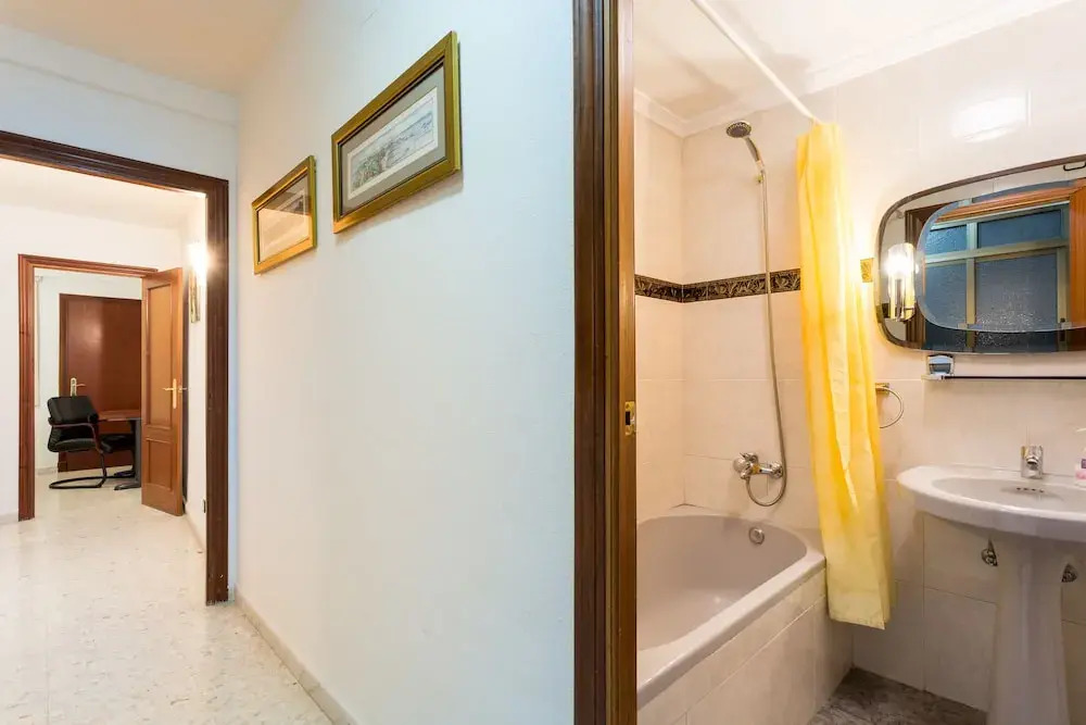 Genteel Home Albareda