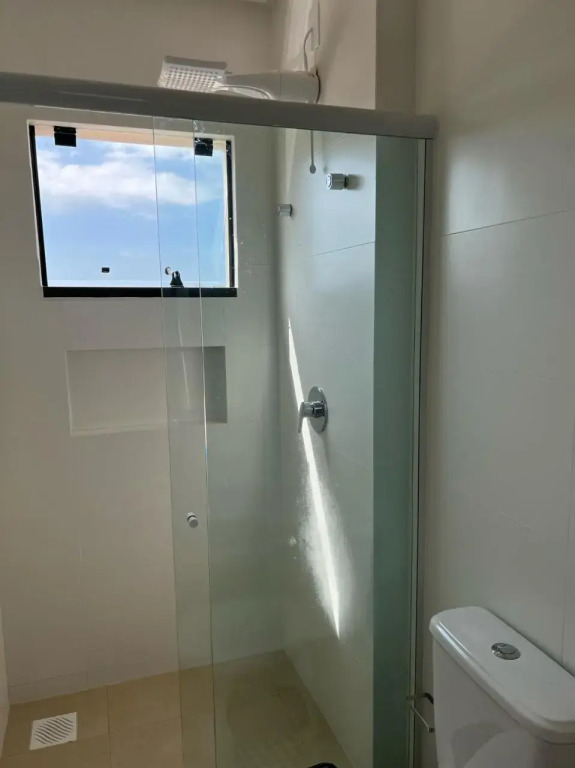 Surpreendente apto, 290 metros da praia!
