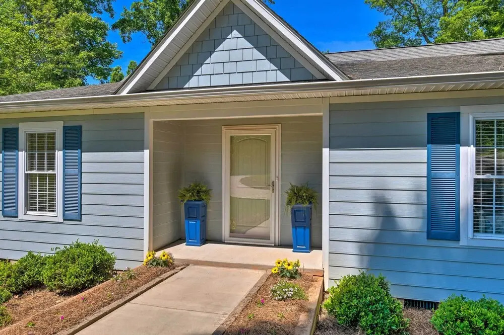 Lake Norman Retreat w/ Dock ~ 1 Mi to Marina!