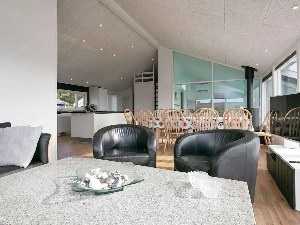 10 Person Holiday Home in Lokken-by Traum