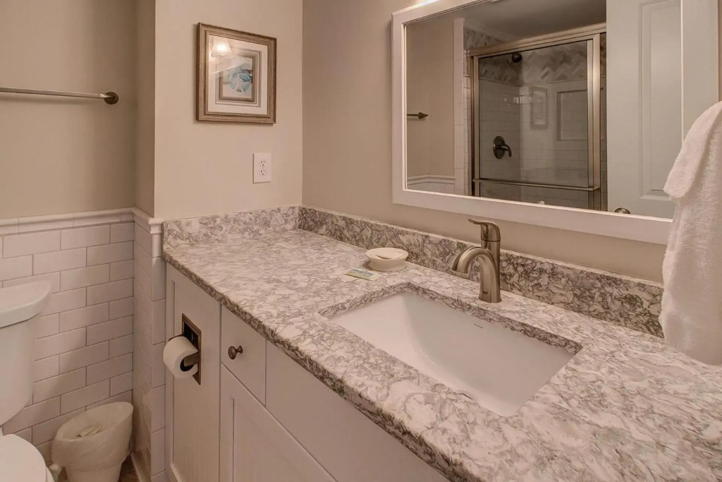 Shorewood 310