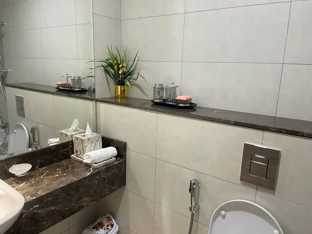 401 Luxury 2Bhk Apartment With Maid Room