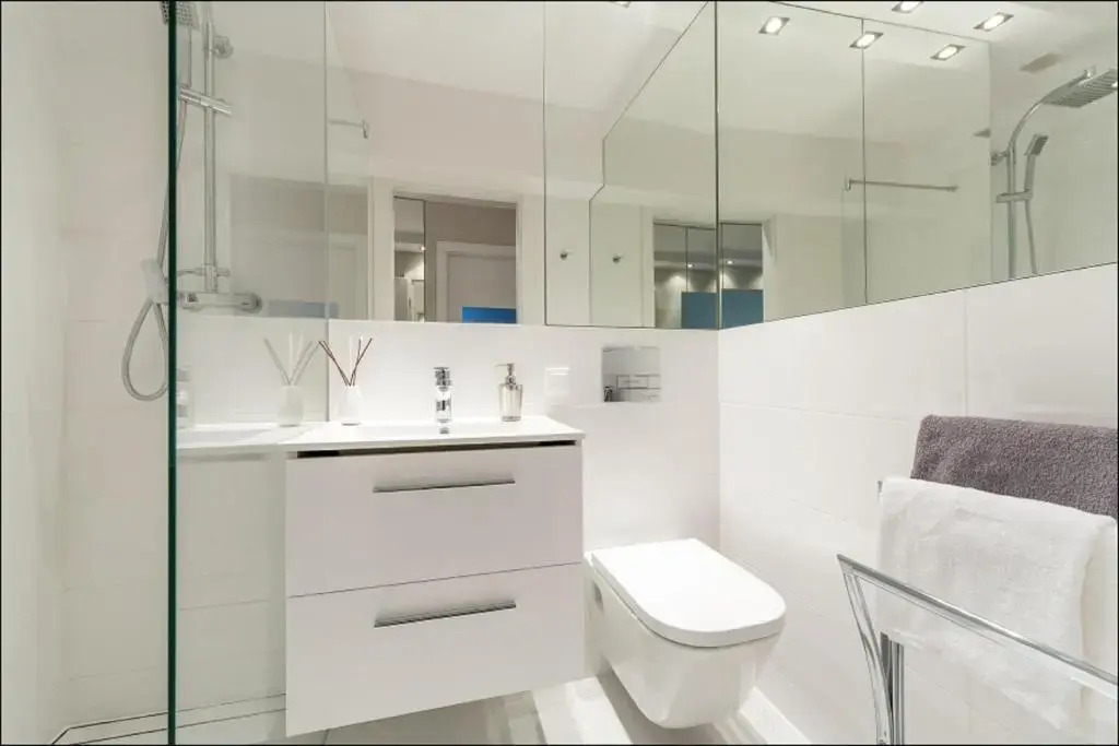 Chmielna Warsaw Cental Station P&O Serviced Apartments
