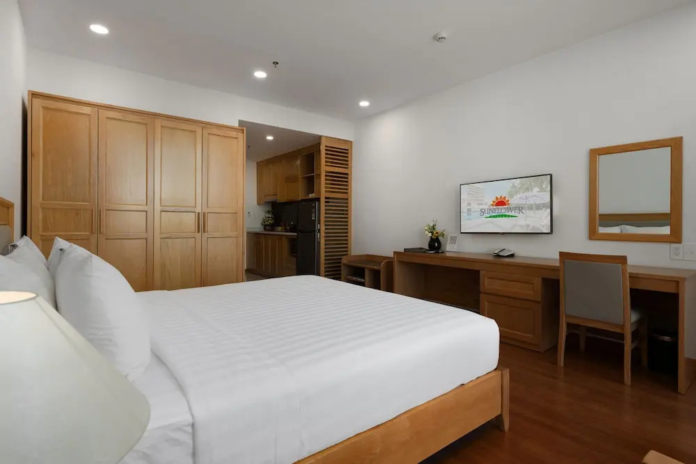Sunflower Hotel & International Village